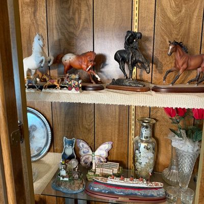 Sale Photo Thumbnail #110