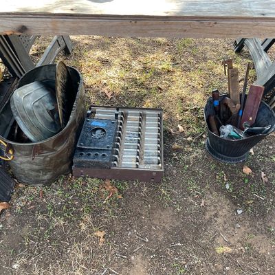 Sale Photo Thumbnail #65: Various metal stuff