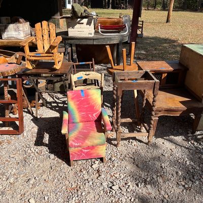 Sale Photo Thumbnail #53: Various furniture items