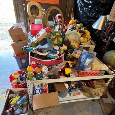 Sale Photo Thumbnail #40: Toys