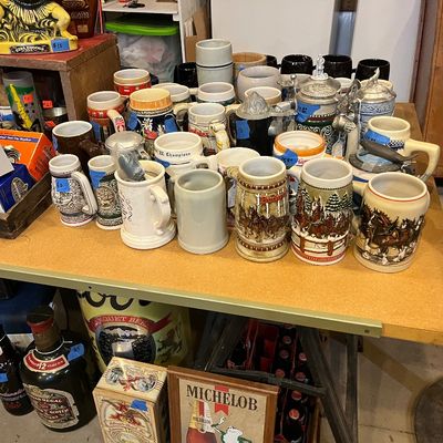Sale Photo Thumbnail #11: Mugs
