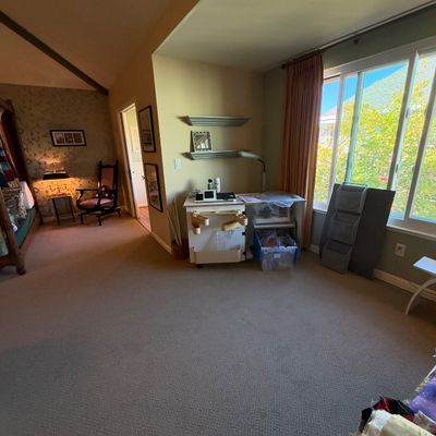 Sale Photo Thumbnail #589