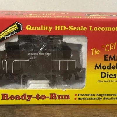 Sale Photo Thumbnail #277: Lot 348: Roadhouse HO scale EMD model 40 diesel locomotive