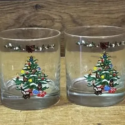 Sale Photo Thumbnail #343: Lot 444: 1970s Montgomery Ward Holiday Christmas Glasses
