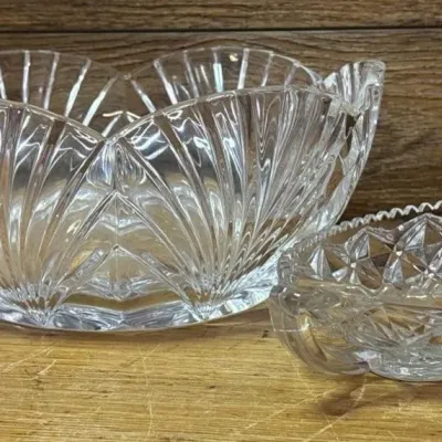Sale Photo Thumbnail #373: Lot 474: Crystal bowl and butter dish
