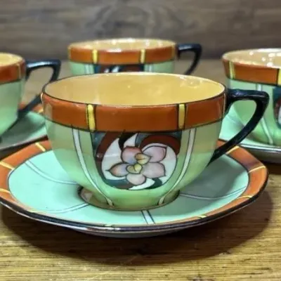 Sale Photo Thumbnail #662: Lot 766: Vintage Lusterware Teacups