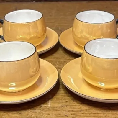 Sale Photo Thumbnail #658: Lot 762: Vintage Lusterware Teacups