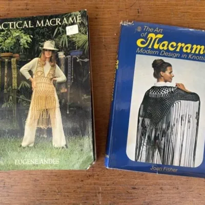 Sale Photo Thumbnail #433: Lot 533: 1970s macramé art books