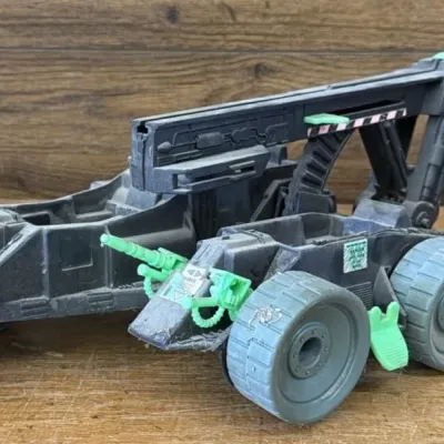 Sale Photo Thumbnail #459: Lot 559: Vntg 1991 G.I. Joe Attack Cruiser by Hasbro. - parts