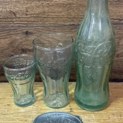 Sale Photo Thumbnail #224: Lot 295: Vintage Coca-Cola lot