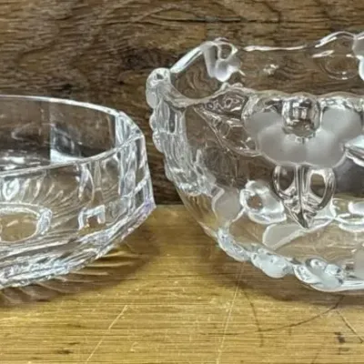Sale Photo Thumbnail #370: Lot 471: Mikasa Carmem serving bowl