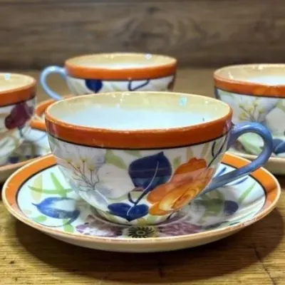 Sale Photo Thumbnail #663: Lot 767: Vintage Lusterware Teacups