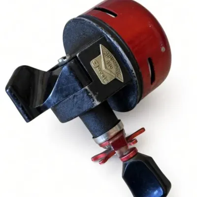 Sale Photo Thumbnail #94: Lot 167: Vintage Garcia Abu-Matic 170 spincast fishing reel - smooth working reel