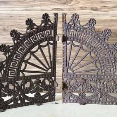 Sale Photo Thumbnail #347: Lot 448: Cast/wrought iron architectural spandrel 16x19
