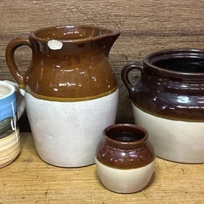 Sale Photo Thumbnail #379: Lot 480: Vintage picture and container