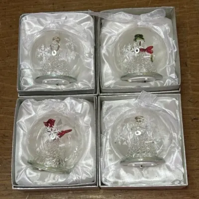 Sale Photo Thumbnail #541: Lot 641: Battery operated Christmas ornaments