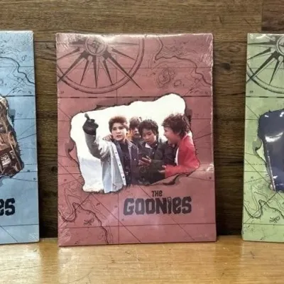 Sale Photo Thumbnail #520: Lot 620: Vintage 1985 Goonies Pocket folders