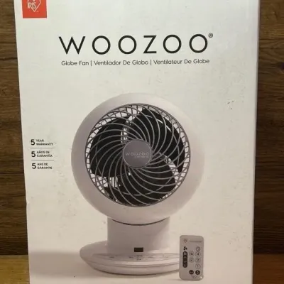 Sale Photo Thumbnail #519: Lot 619: Woozoo globe fan