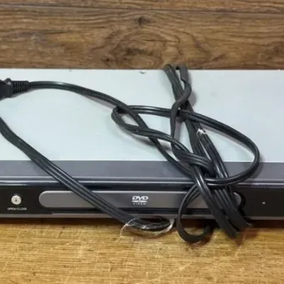 Sale Photo Thumbnail #610: Lot 714: Magnavox DVD player