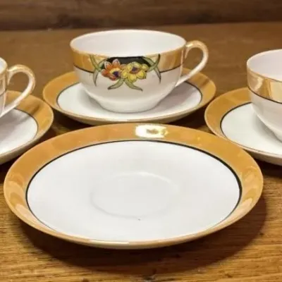 Sale Photo Thumbnail #661: Lot 765: Lusterware Teacups