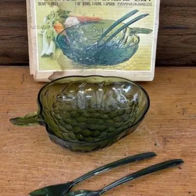 Sale Photo Thumbnail #397: Lot 498: Vintage 3 Pc. salad set - Indiana glass co.