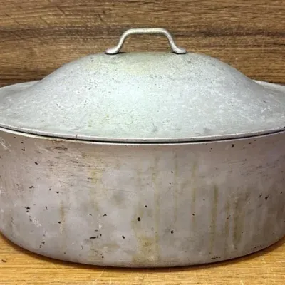 Sale Photo Thumbnail #489: Lot 589: Vintage perfection cookware roaster