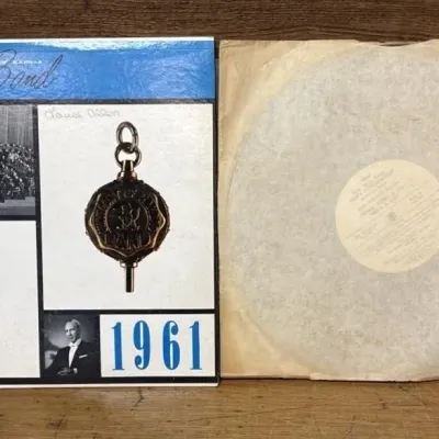Sale Photo Thumbnail #583: Lot 687: KU records set of two both have dust cover covers