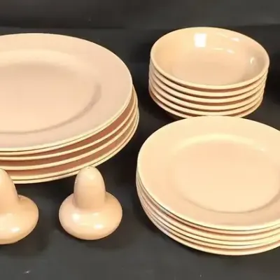 Franciscan Coronado Coral Dish Set