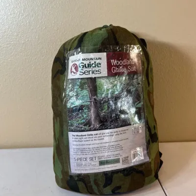 New In Bag Gander Mountain Woodland Ghillie Suit M-LG