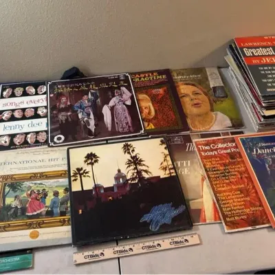Records Lot - Eagles, Marvin Gaye, Elton John++