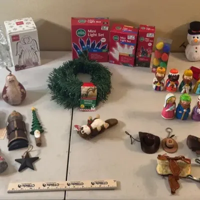 Christmas Lot - Mikasa, Lights, Vintage Wood, Leather++