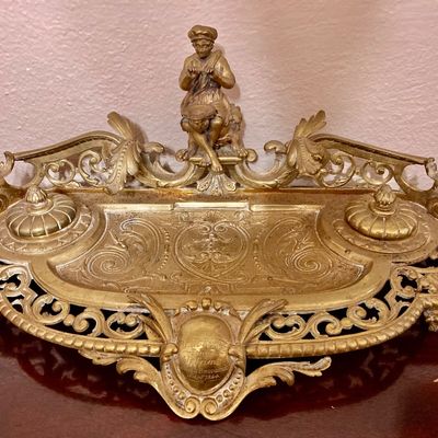 Sale Photo Thumbnail #106: Antique to vontage ornate cast brass inkwell set