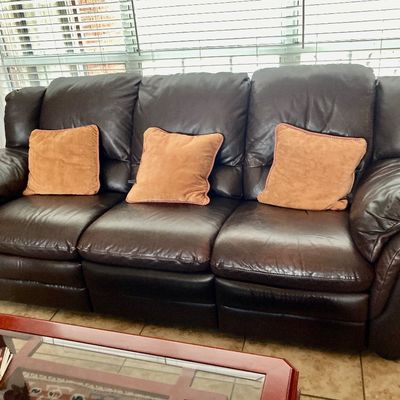 Sale Photo Thumbnail #5: O'Connor Leather  reclining sofa
