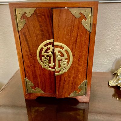 Sale Photo Thumbnail #107: Asian style or Chinese rosewood jewelry box