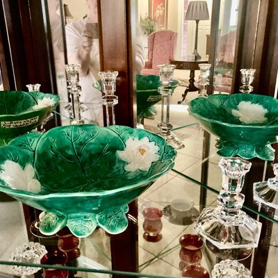 Sale Photo Thumbnail #152: Victorian water lily pad bowl 