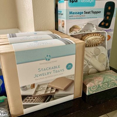 Sale Photo Thumbnail #119: New jewelry trays