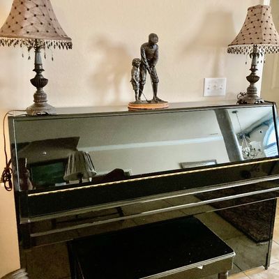 Sale Photo Thumbnail #13: Polished Yamaha M1E T-2000-3000 Piano