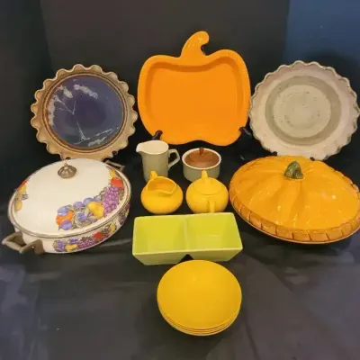 Thanksgiving Cookware And Serving Pieces