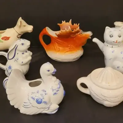 Ceramic Animal-Shaped Creamers and Tabletop Items
