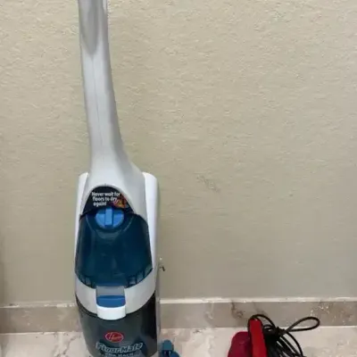 Hoover Floor Mate Wet Vac & Royal Dirt Devil Hand Vac