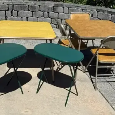 2 Card Tables, 2 TV Trays And 4 Folding Chairs
