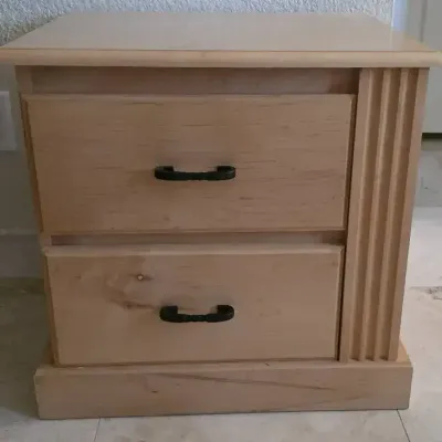 Pine 2-Drawer Nightstand