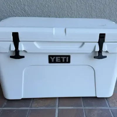 Yeti Tundra Model 45 Cooler