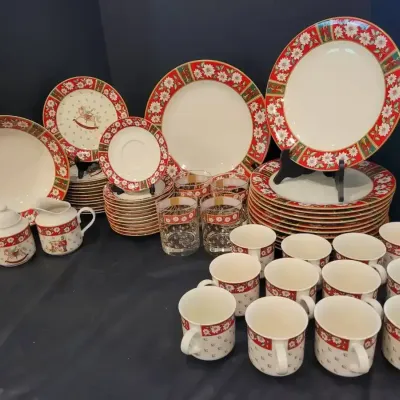 Charlton Hall Christmas Dinnerware Pattern by Kobe (Japan) - Setting for 12