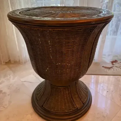 Wicker/Rattan/Metal Round Drum Table
