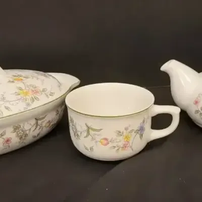 Corona Porcelain Dinnerware Pattern by Andrea by Sadek 