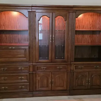3 Piece, Oak Look Lighted Wall Display Cabinet' 