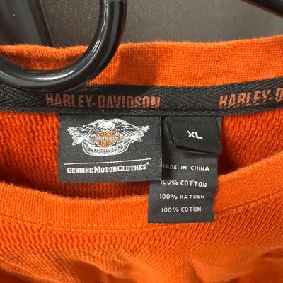 Sale Photo Thumbnail #123: 15-piece Harley Davidson set with 2 jackets and T-shirts - size extra-large, two new - size large gloves, bag and accessories. All in excellent condition
