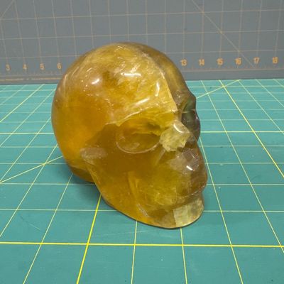 Sale Photo Thumbnail #47: Quartz hand carved skull 
Good condition