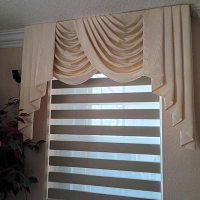 Sale Photo Thumbnail #39: Small cream swag valance $85
